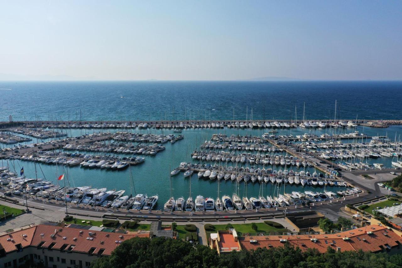 Punta Ala Sea View Apartments Екстериор снимка